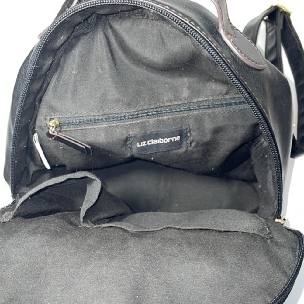 Liz Claiborne Vintage faux vegan leather backpack. Dark brown, can look black. - Picture 10 of 16